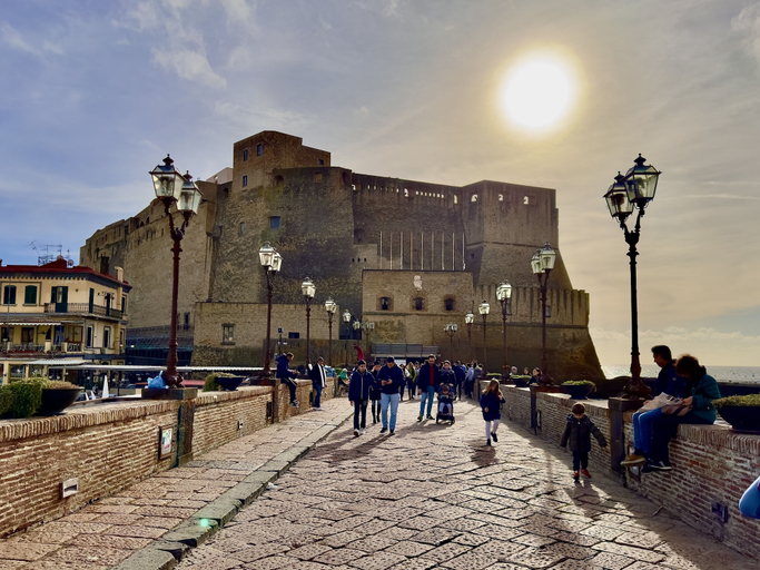 Exterior & Views 2, Bourbon House, Napoli