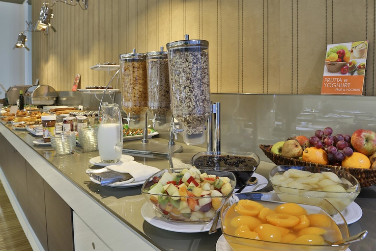 Food & Drinks 5, Best Western Premier Chc Airport, Genova