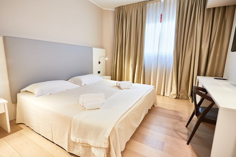 Bedroom 2, Hotel Ferretti Majestichouse, Brescia