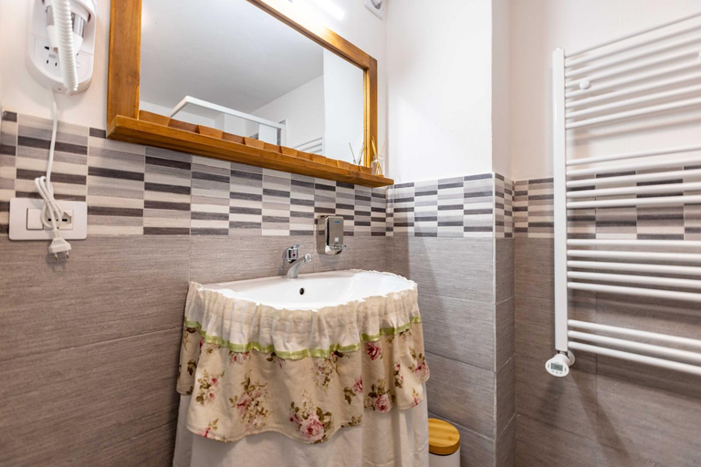 Bathroom 1