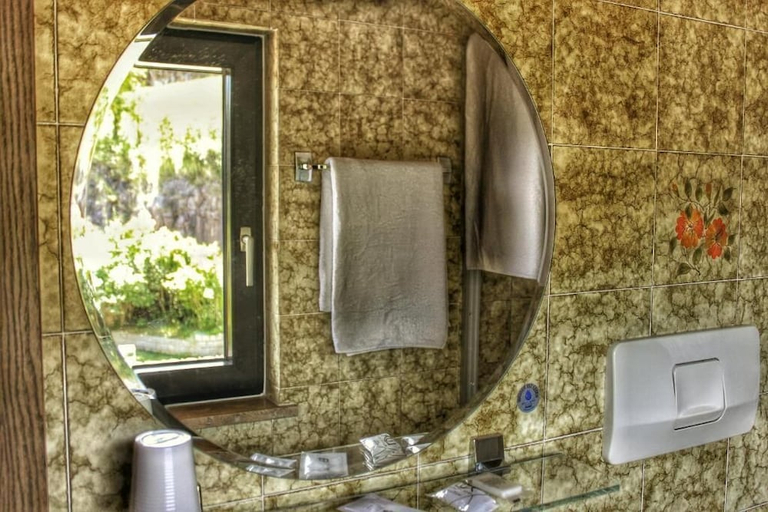 Bathroom 3, Hotel Unterinnerhof, Bolzano