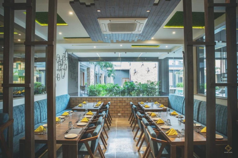 Food & Drinks 4, Phoenix Resort, Rajkot