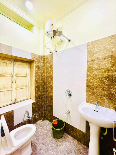 Bathroom, Hotel Dhora Jaisalmer By GRB, Jaisalmer