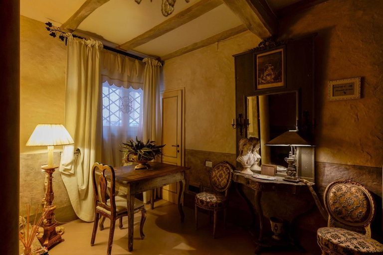 Others 4, Gallery Guesthouse by Lesdomus, Bologna