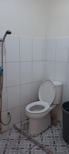 Bathroom 4