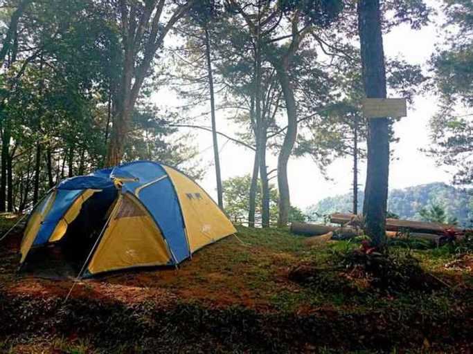 Family Room at Puncak Langit Glamping by Anrha , Bekasi