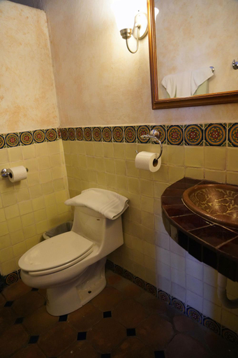 Bathroom 2, Hotel la Mansion, Álamos