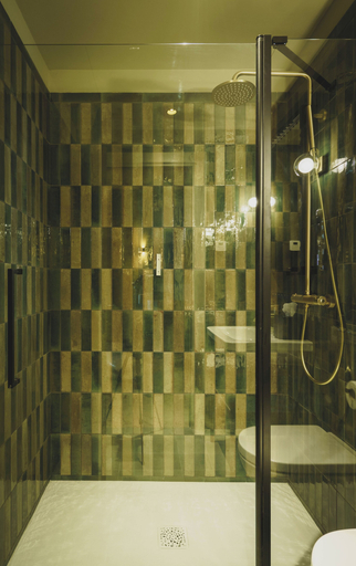 Bathroom 4, Gounod Hotel, Alpes-Maritimes