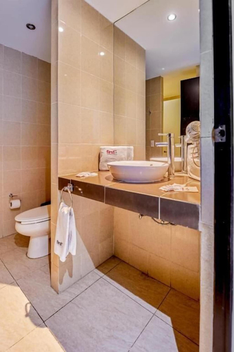 Bathroom 4, Hotel First Inn, Chiautla