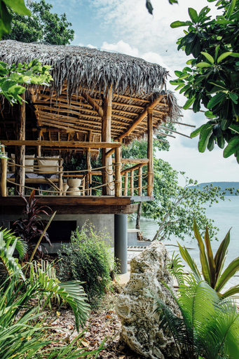 Exterior & Views 2, Trees and Fishes Private Retreat, Malorua