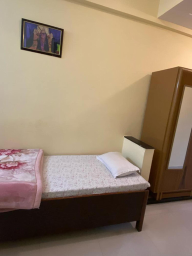 Bedroom 3, 11Flowers Service Apartment By GRB, Mathura