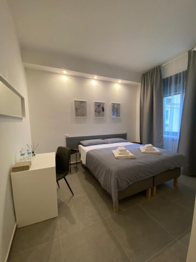 Others 5, Residenza Via Verdi, Parma