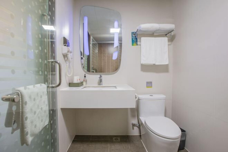 Bathroom 4, YUEFENG HOTEL(Guangzhoupanyu), Guangzhou