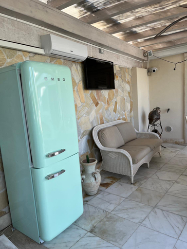 Others 2, Villa Concetta, Lucca