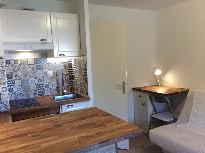 Others 5, Cosy appartement pour vacances ideales, Var