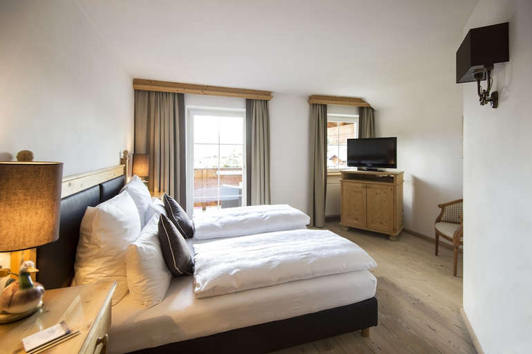 Bedroom 2, Hotel Acadia - Mountain Home - Adults Only, Bolzano