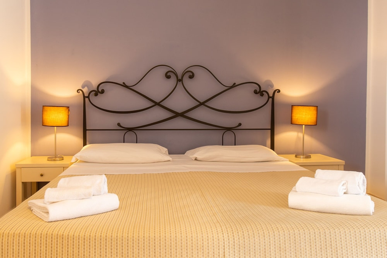 Bedroom 3, Amarea, Messina
