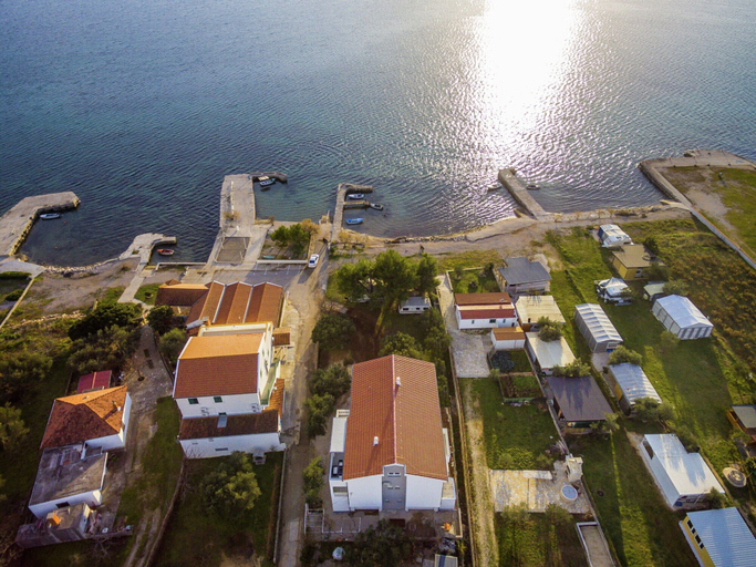 Exterior & Views 2, Sea-view Apartment With Garden, Sveti Filip i Jakov