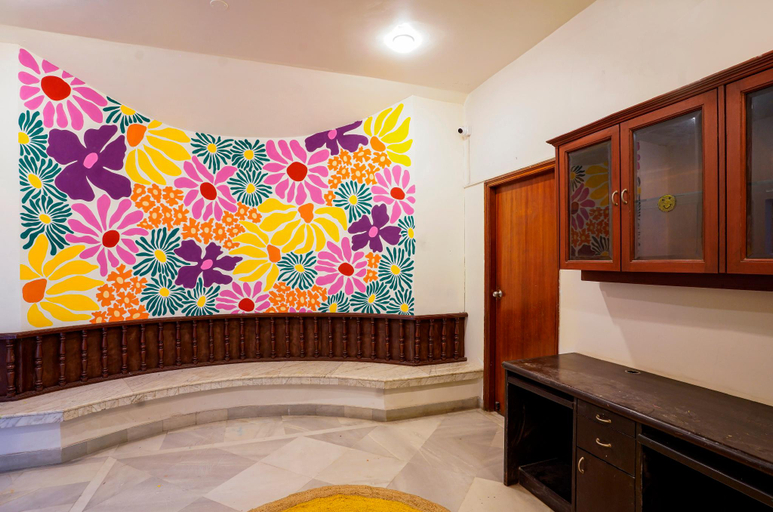 Public Area, Urban Nomads Pods Koregaon Park / Co-Live and Co-Work , Pune