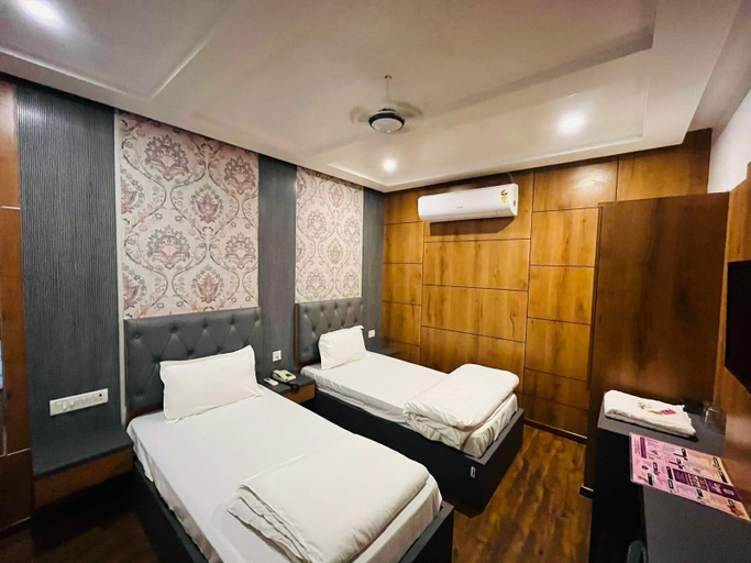 Bedroom 3, Hotel Satyam Inn, Pratapgarh