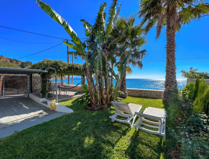 Others 2, Katerina Mare - 5 steps from the beach, Ionian Islands