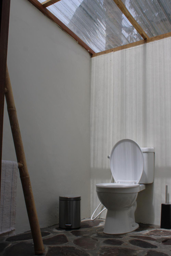 Bathroom 2, Santai House, Lombok