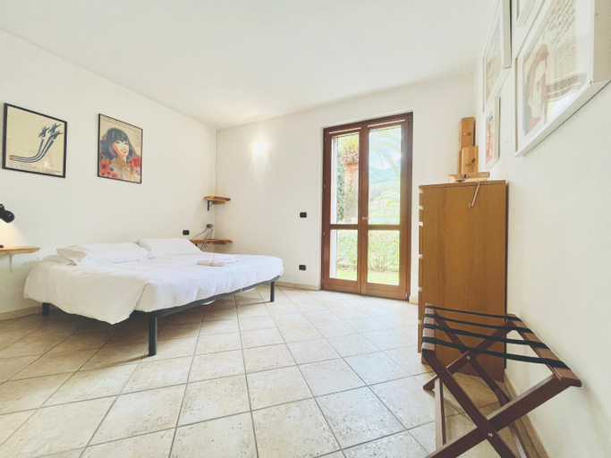 Bedroom 2, Charming Ligurian Riviera House, Savona