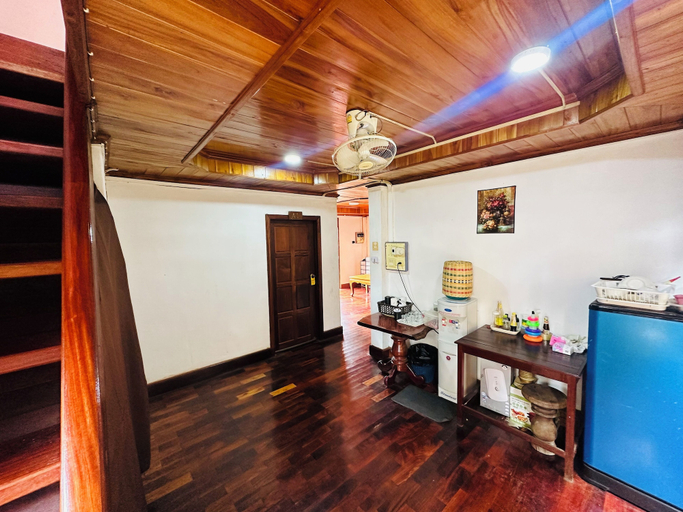 Others 5, Silikhane Guest House, Luang Prabang