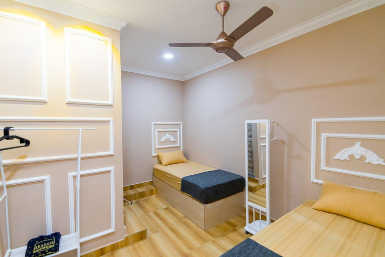 Fella Homestay Bandar Baru Uda Single Beds 5, Johor Bahru