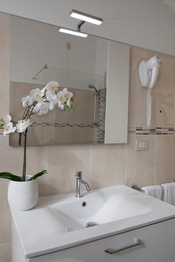 Bathroom 3, Hotel Milano Palmanova, Milano