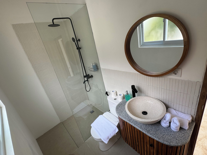 Bathroom, Villa Amici, Badung