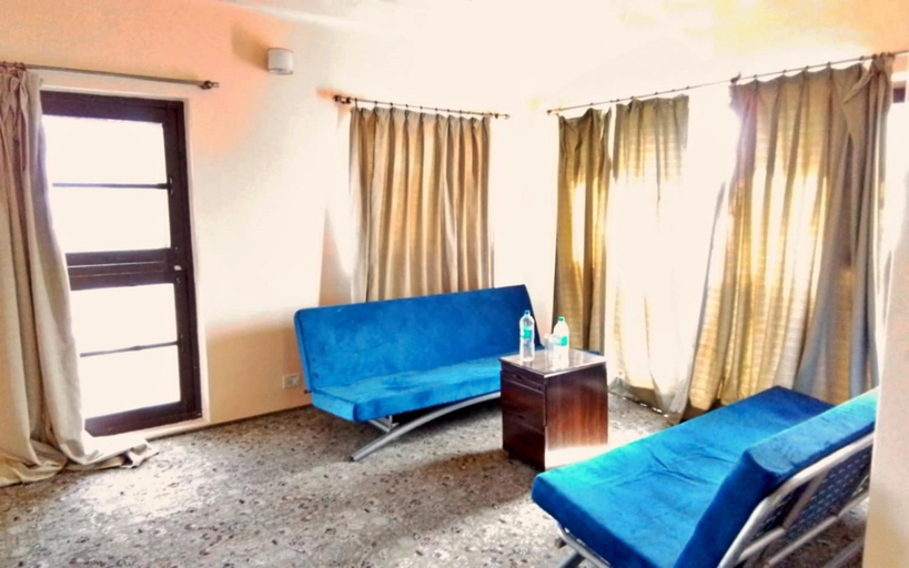 Bedroom 2, The GoodFind Residency, Srinagar