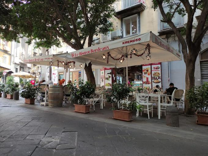 Food & Drinks, Room&Chiaia, Napoli