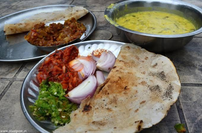 Food & Drinks, Royal Nest Villa, Satara