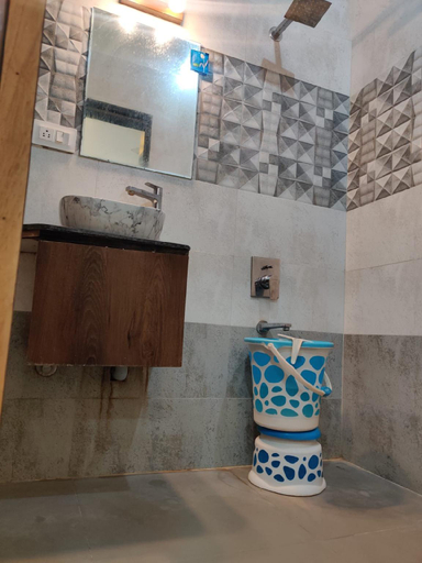Bathroom 2, Hotel Shiva Punjab, Malegaon, Nashik