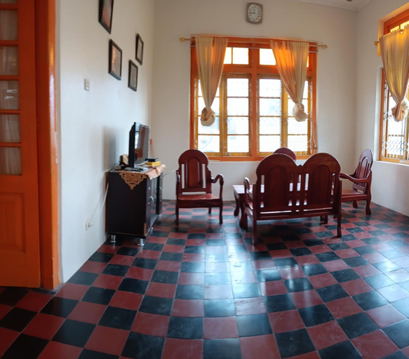 Dining Room 1