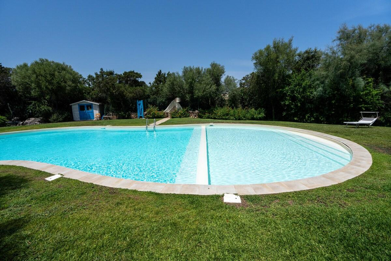 Others 5, Green House | con piscina e 9min dalla Spiaggia, Olbia-Tempio