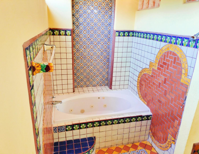 Bathroom, Posada Las Flores, Compostela