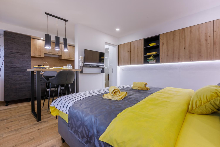 Bedroom 2, Apartmani Visnja, Crikvenica