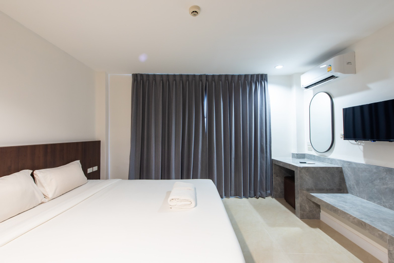 Bedroom 9