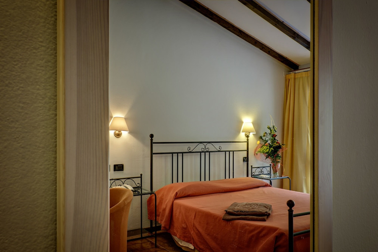 Bedroom 3, Leonardo Da Vinci Hotel, Brescia