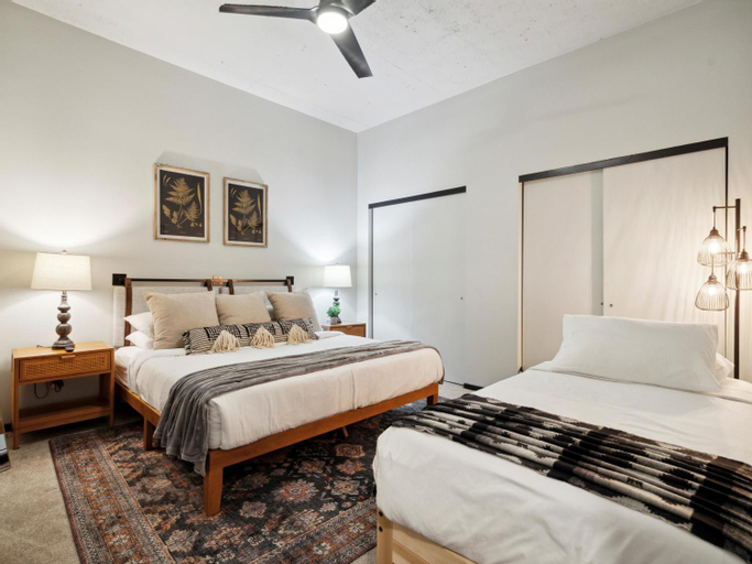 Bedroom 2, Large 3BR Apts & Studios, Free Parking, Gym, Game Room, Philadelphia