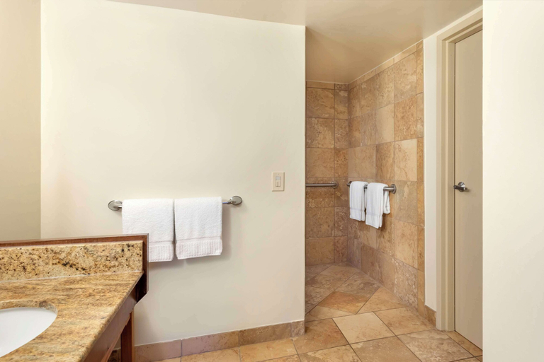 Bathroom 5, Hilton Vacation Club Ka'anapali Beach Maui, Maui