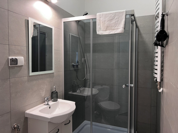 Bathroom 3, GA Apartments, Kraków City