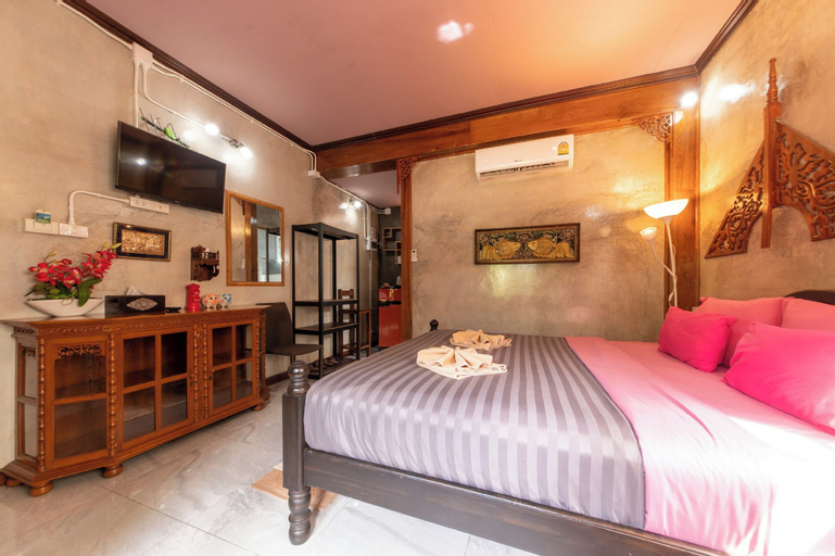 Bedroom 6