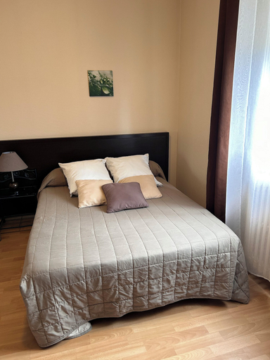 Bedroom 2, Le Caldéro, Dordogne
