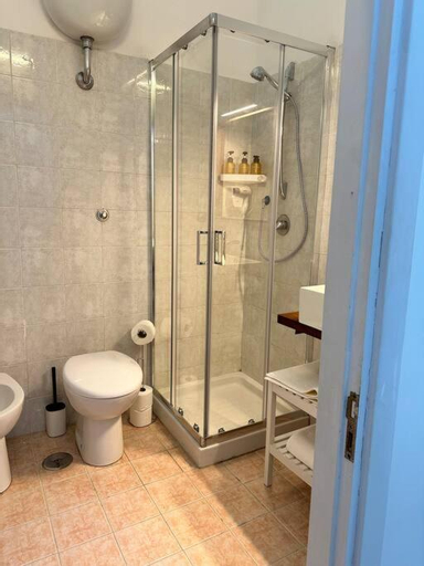 Bathroom 3
