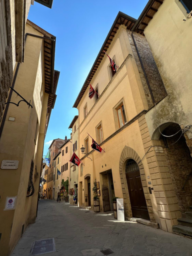 Others 4, Casa del Fauno, Siena