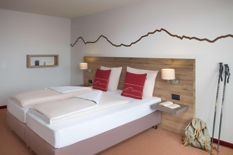 Bedroom 4, Dorint Blüemlisalp, Interlaken