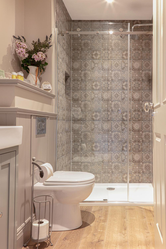 Bathroom 3, Shrubbery Mews Luxury Apartment
